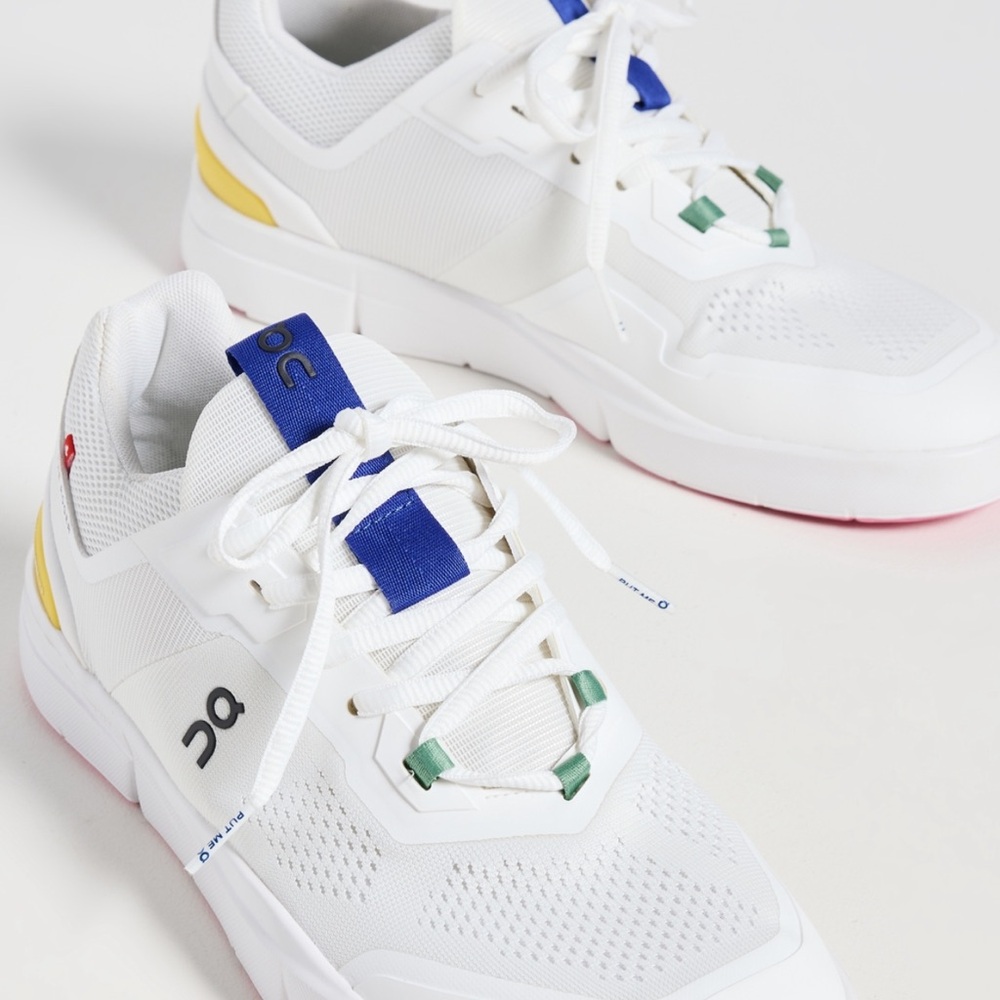 On Rodger Spin Sneakers